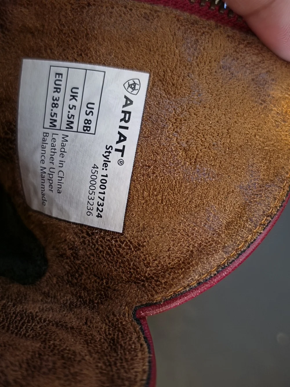 Ariat size 8b